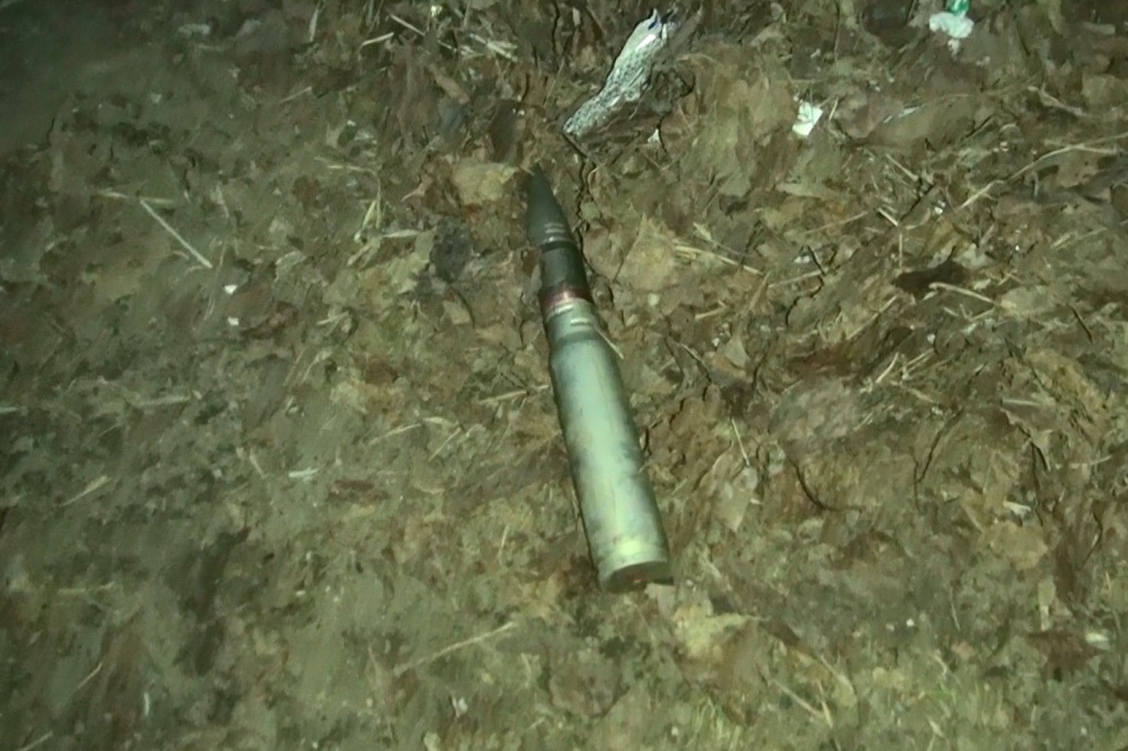 На улице Шагова в Костроме отыскали военный снаряд