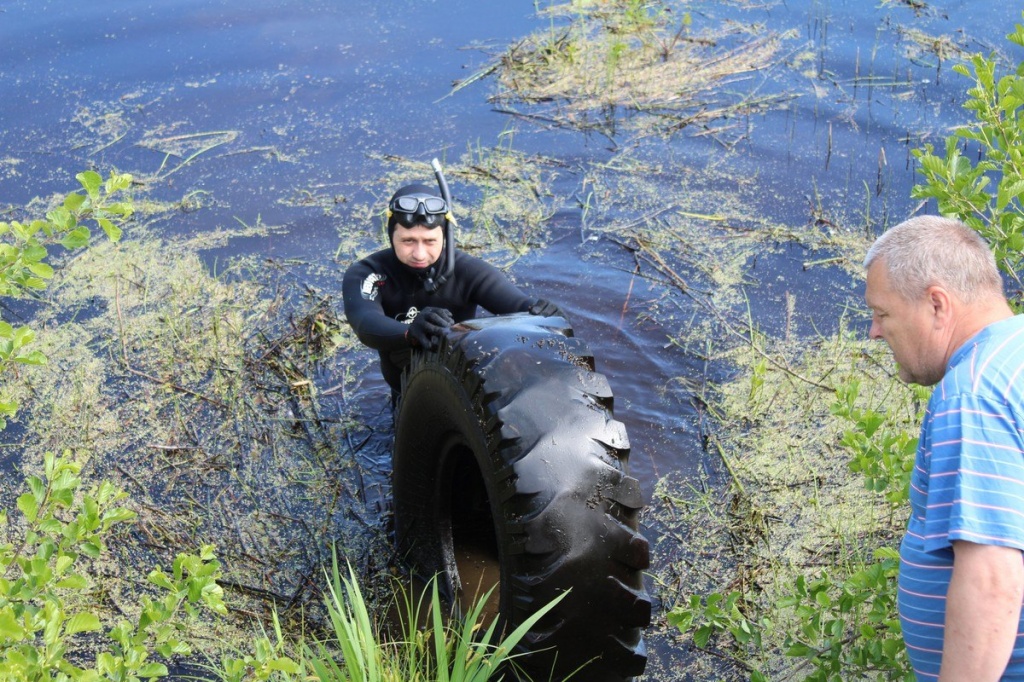 Подошел к запруде. Международный день очистки водоемов. Река Теткиш Кострома.