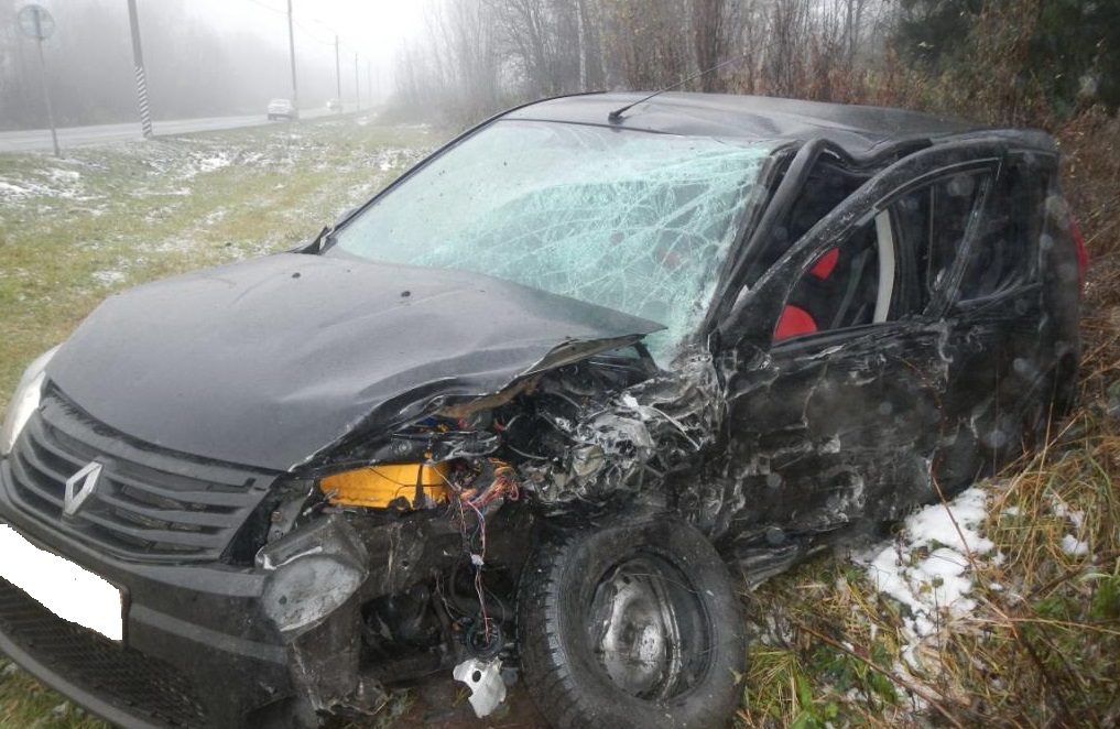 Audi crash 300. Авария столкновение Ауди п тим. Столкновение Ауди с Газель фото.