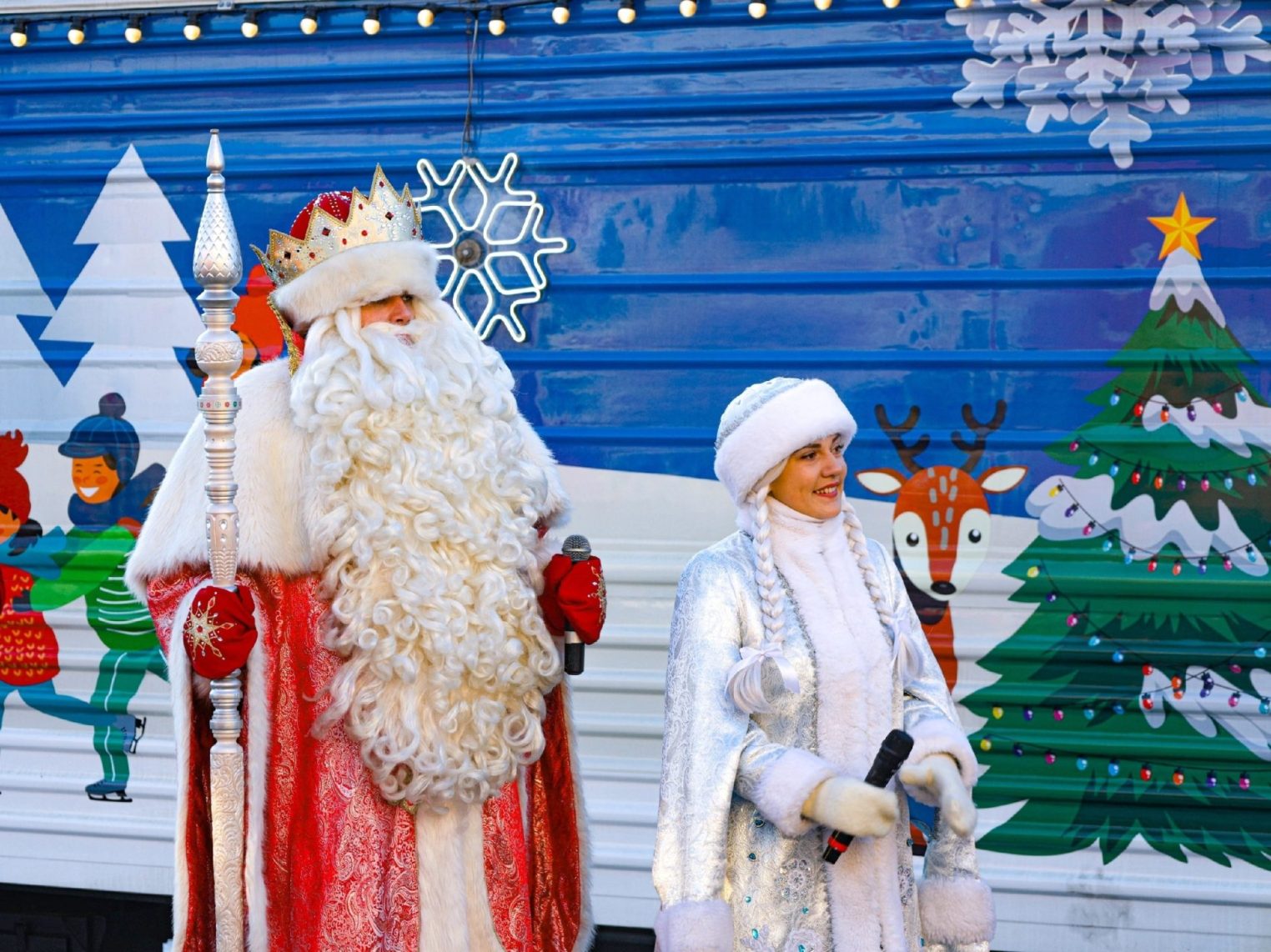 Костромской генерал возит Деда Мороза по стране