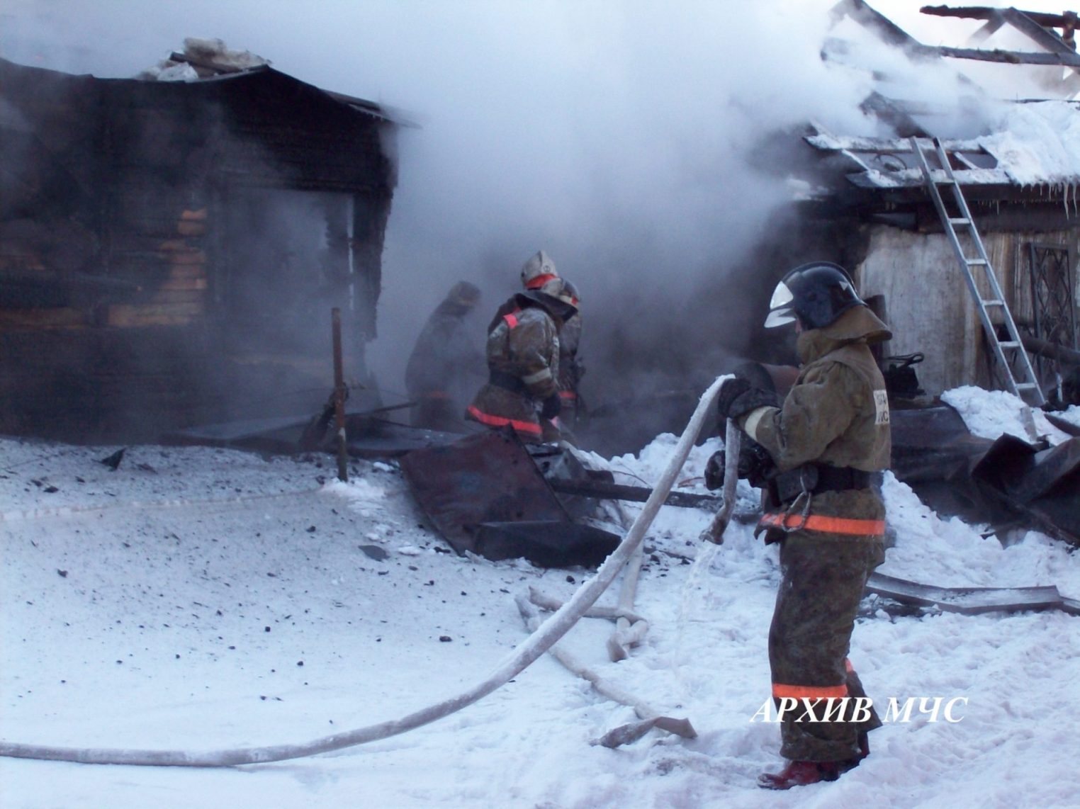 Костромские спасатели снова «сражались» с огнём
