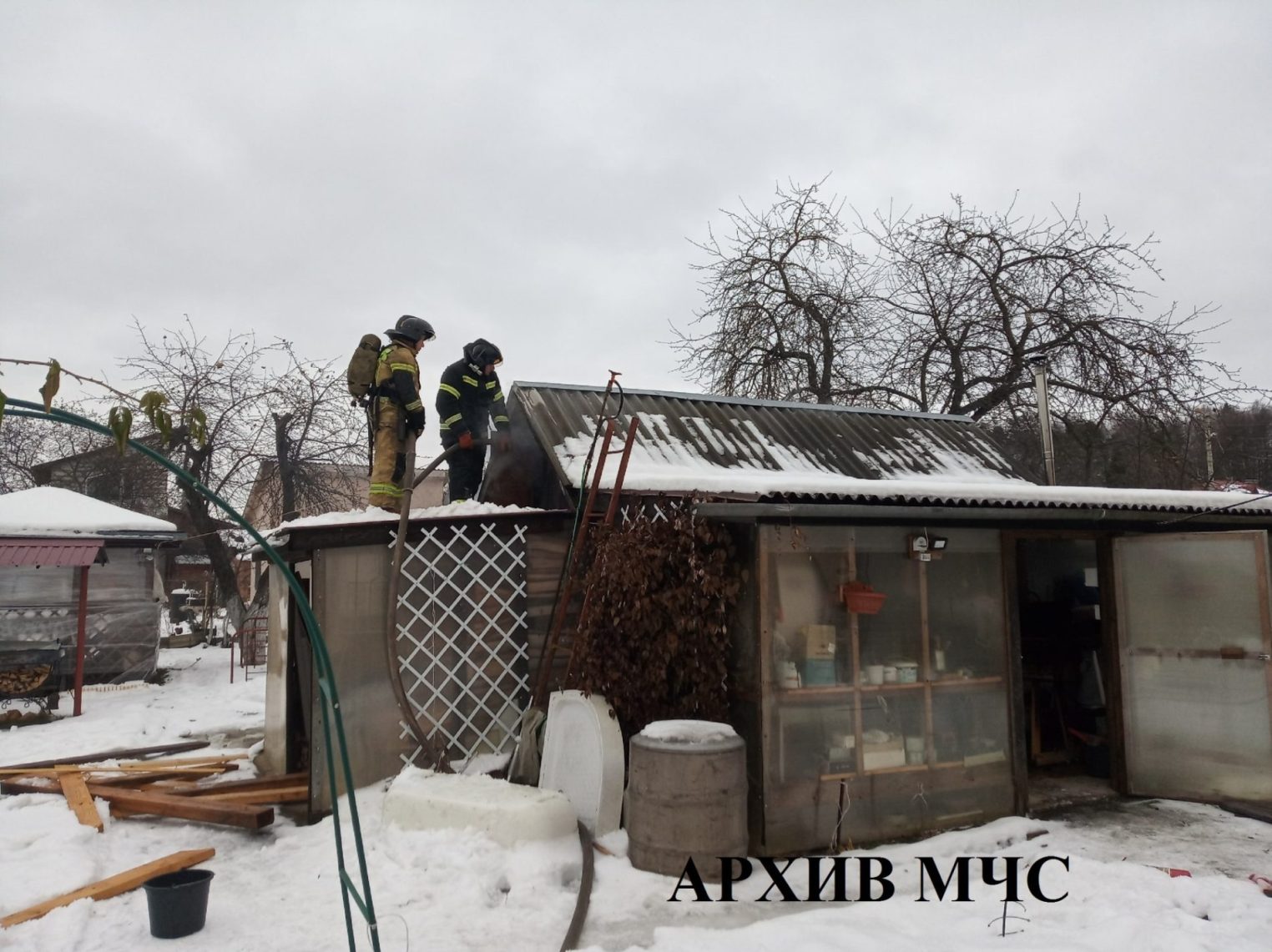 Костромские спасатели снова сражались с огнём