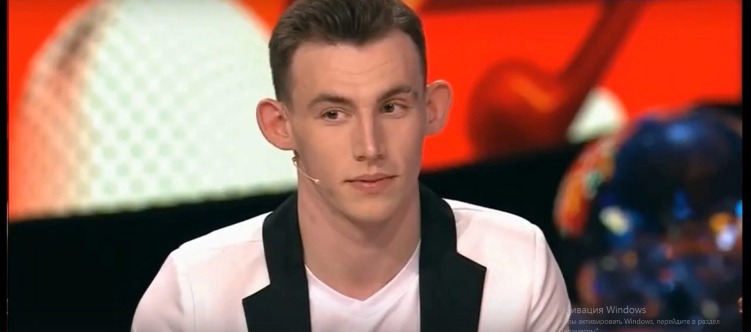 Талантливый костромич до слез растрогал Андрея Малахова