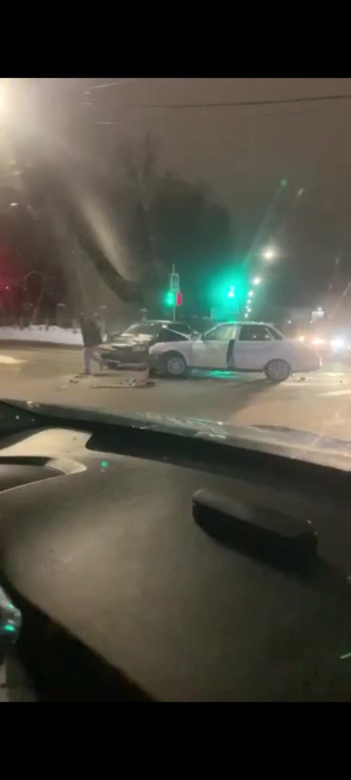 На опасном костромском перекрестке снова ДТП