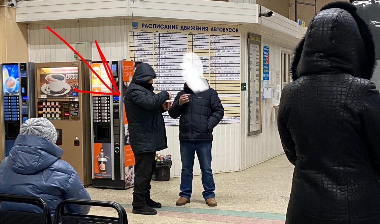 Перекупщик билетов зарабатывает на костромичах