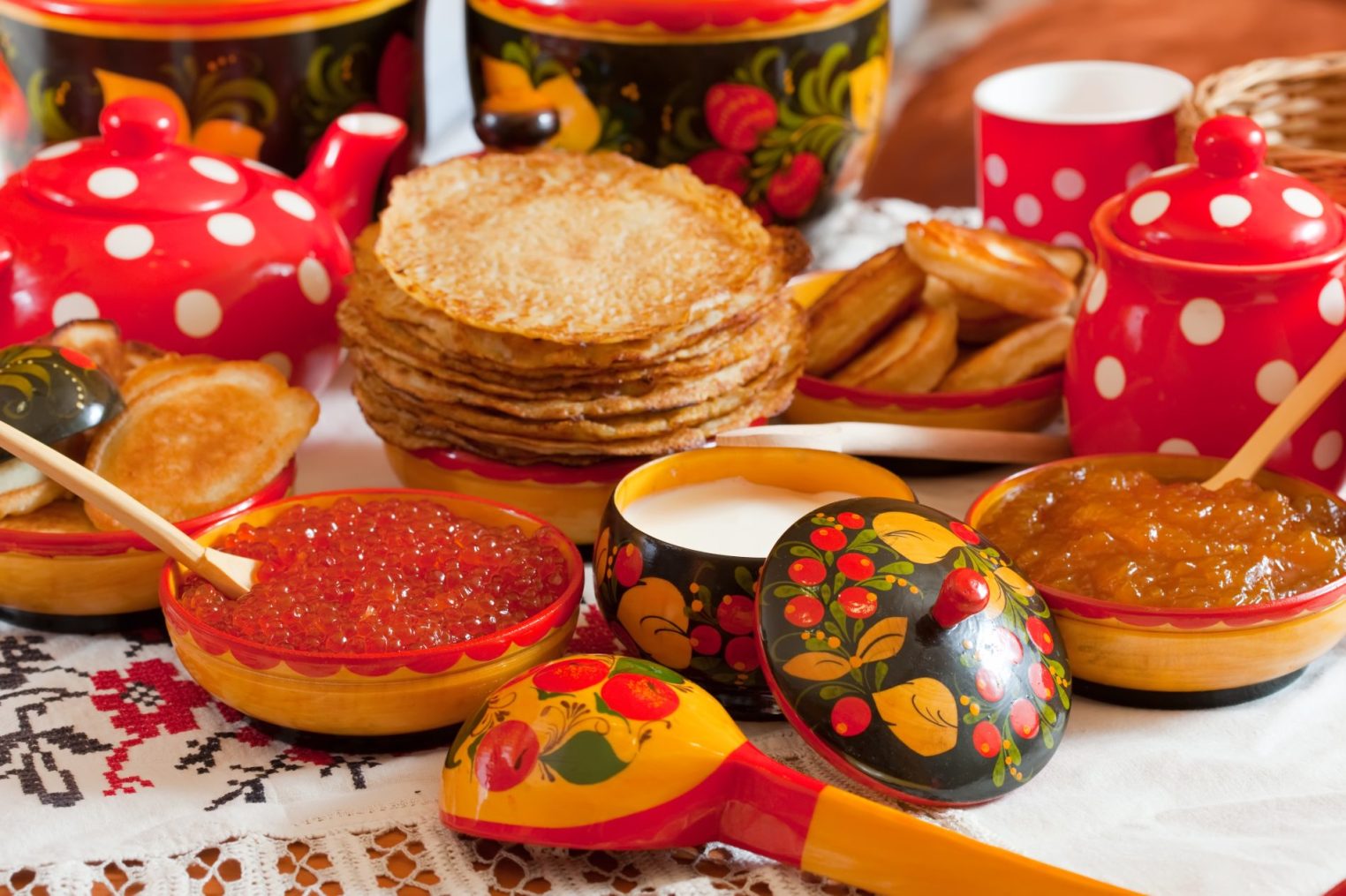 Лакомка: костромичам рекомендуют много готовить и есть