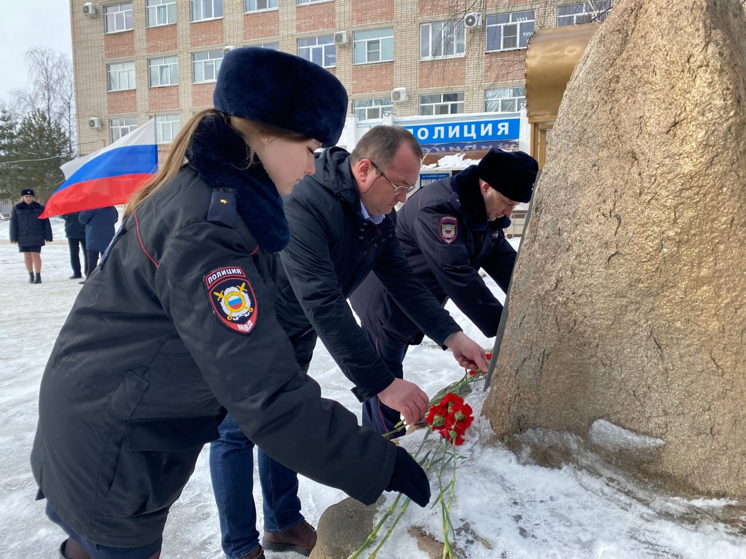 Начинающие сотрудники полиции приняли присягу в Костроме