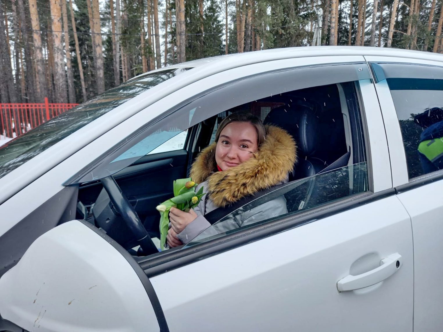 Автоледи в Костроме получат от ГИБДД цветы и улыбки