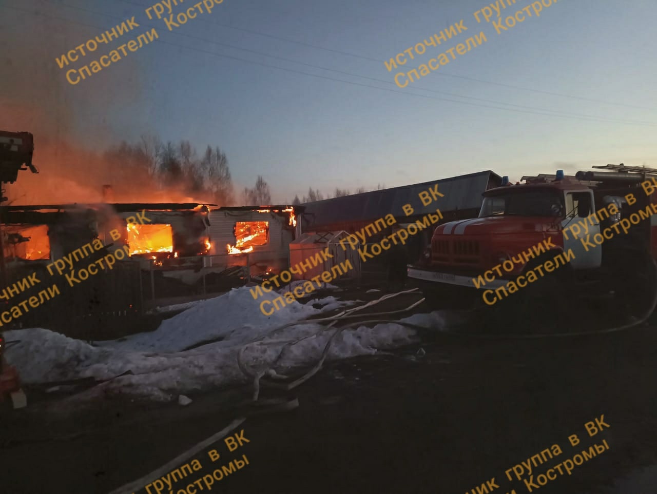 Костромич получил ожоги при пожаре в двухквартирном доме