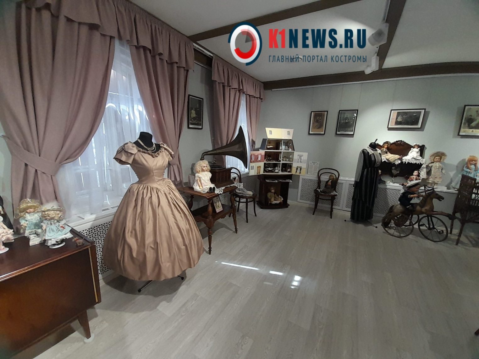 В Кострому передали уникальных кукол из разных стран