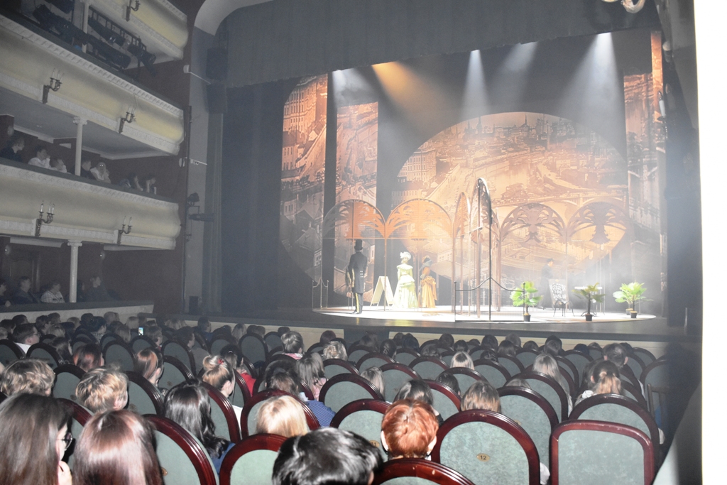 В Костромском драмтеатре наградили земляков, внесших вклад в развитие культуры