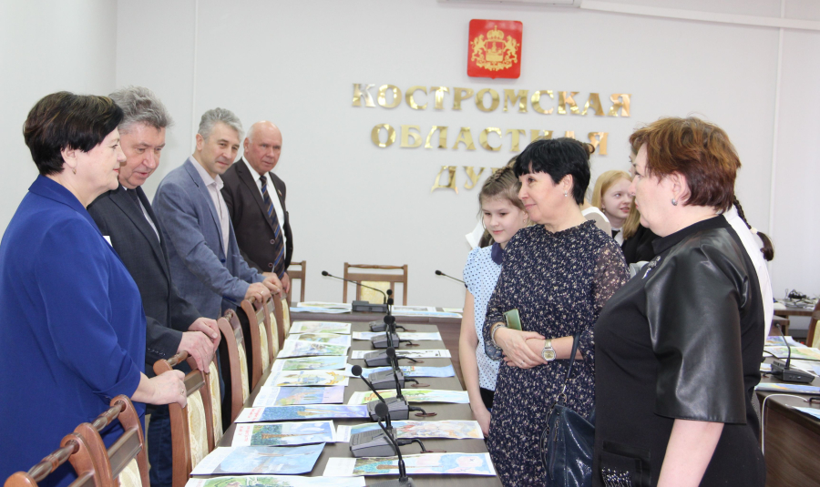 Кострома поздравит Севастополь детскими рисунками