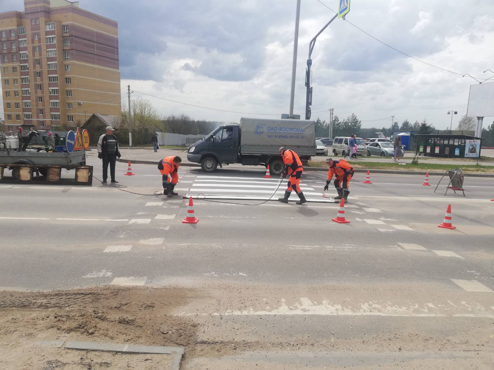 На полусотне улиц Костромы обновят дорожную разметку