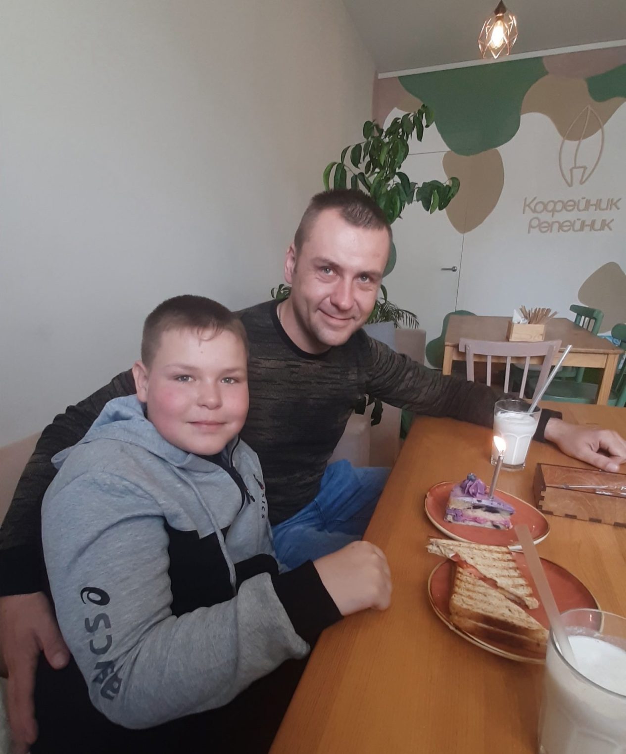 Костромичи устроили праздник мальчику из Ленинградской области