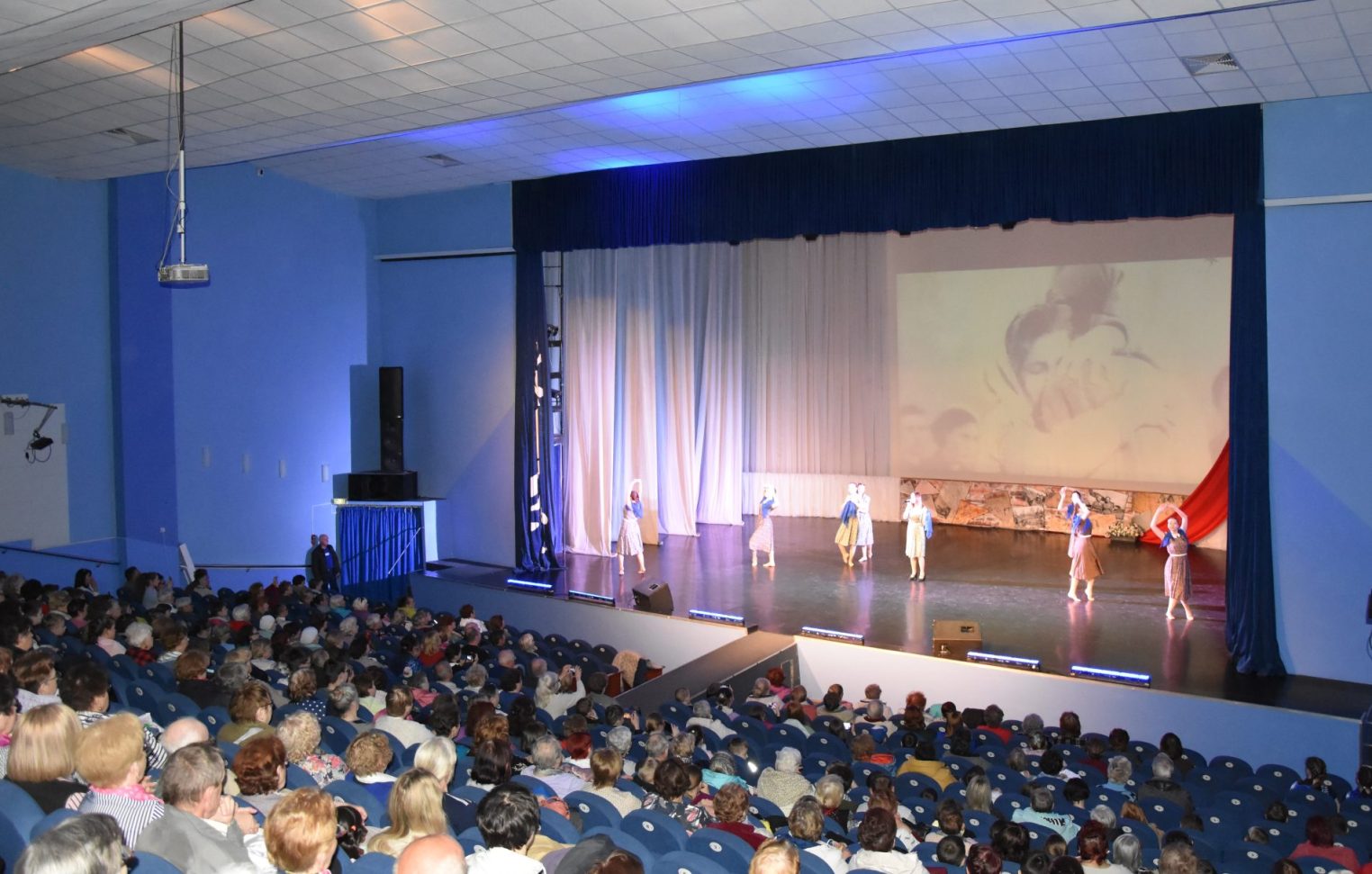 В сердце каждого: в Костроме прошел концерт в честь 78-й годовщины Победы