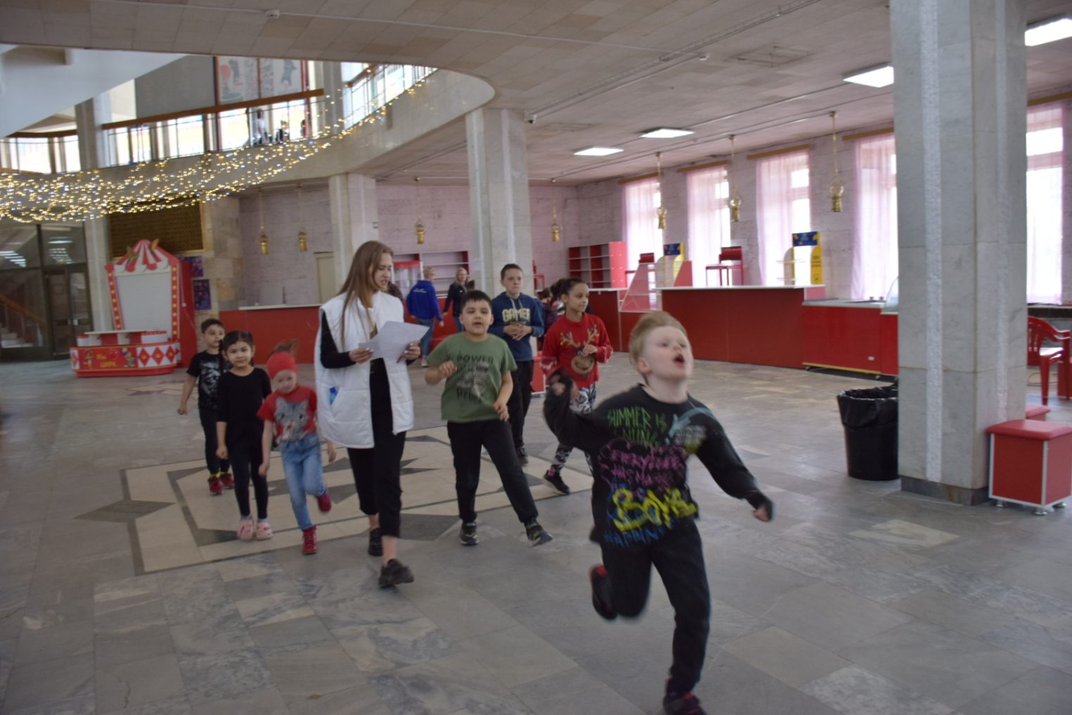 Костромские школьники участвовали в "Цирковой зарнице»