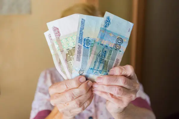 Летом пенсионеров Костромской области порадуют новыми льготами