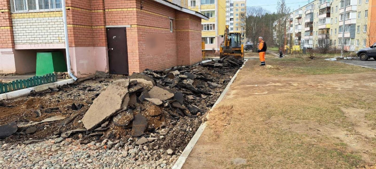 В костромских дворах появляются новые игровые площадки