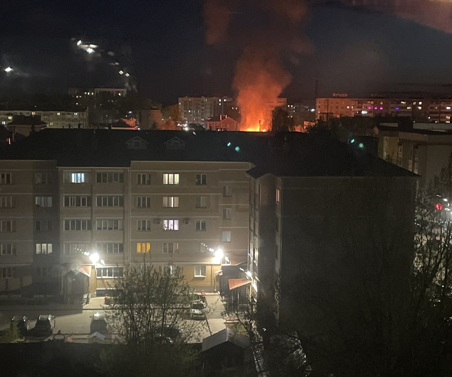 Страшный пожар в Костроме попал на видео
