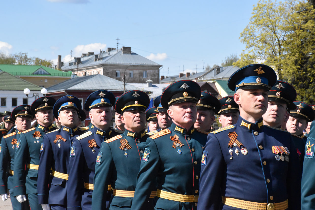 В Костроме прошел военный парад в честь Дня Победы 9 мая