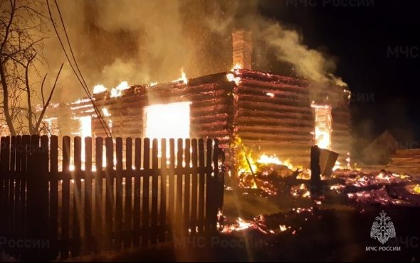 Пожарные предотвратили взрыв в костромском посёлке
