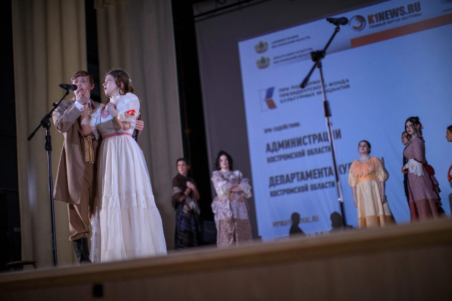 В Костроме два дня идет международный кинофестиваль «Свой путь»