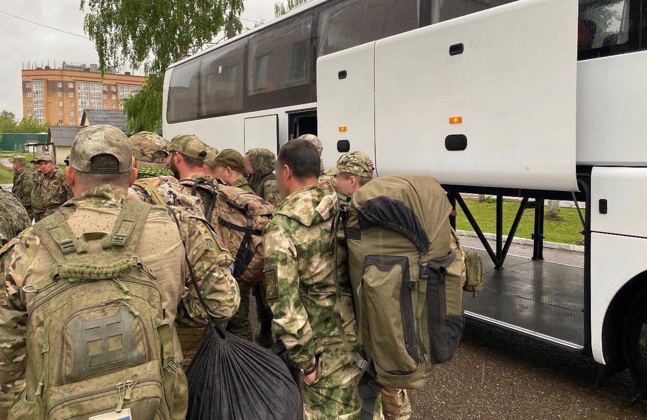 Ещё одна группа костромских военнослужащих прибыла в отпуск