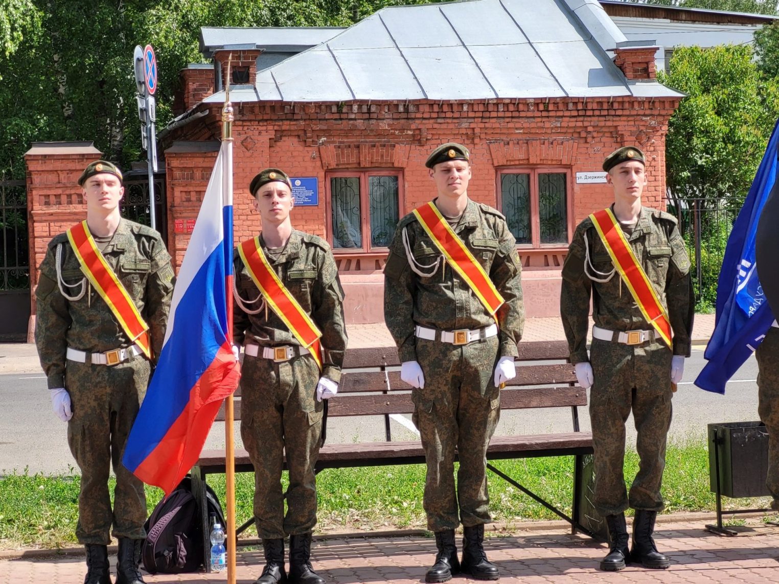 Костромской университет выпустил лейтенантов