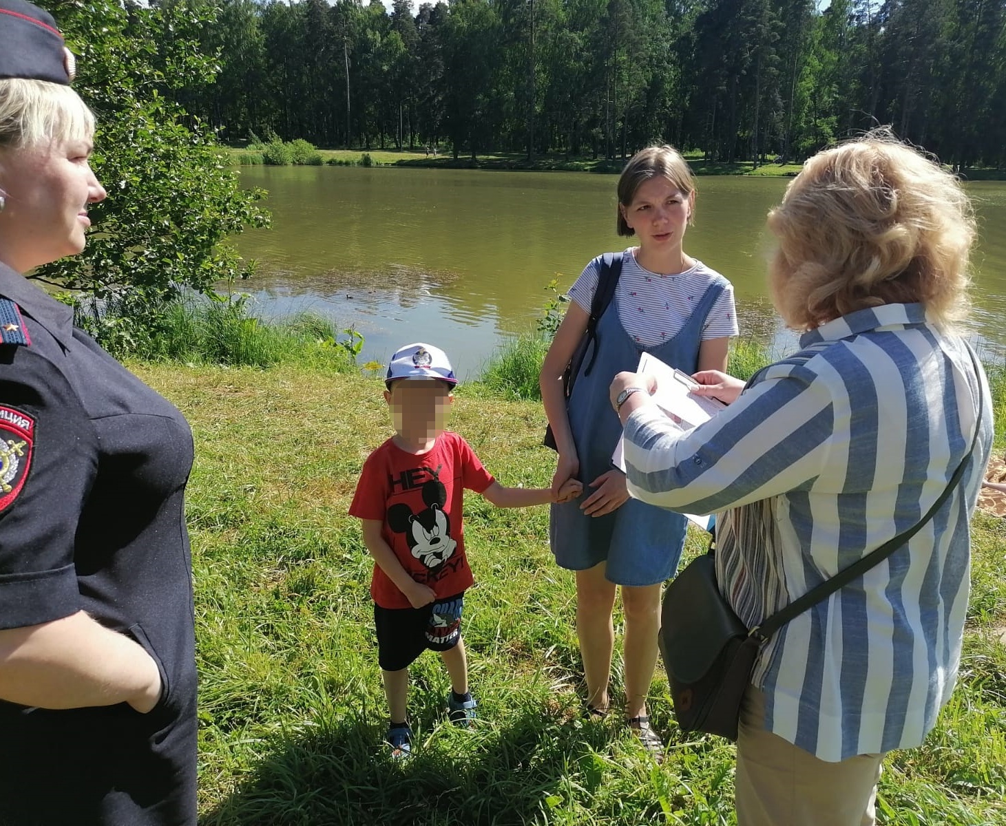 Отцы и учителя патрулируют пляжи в Костроме