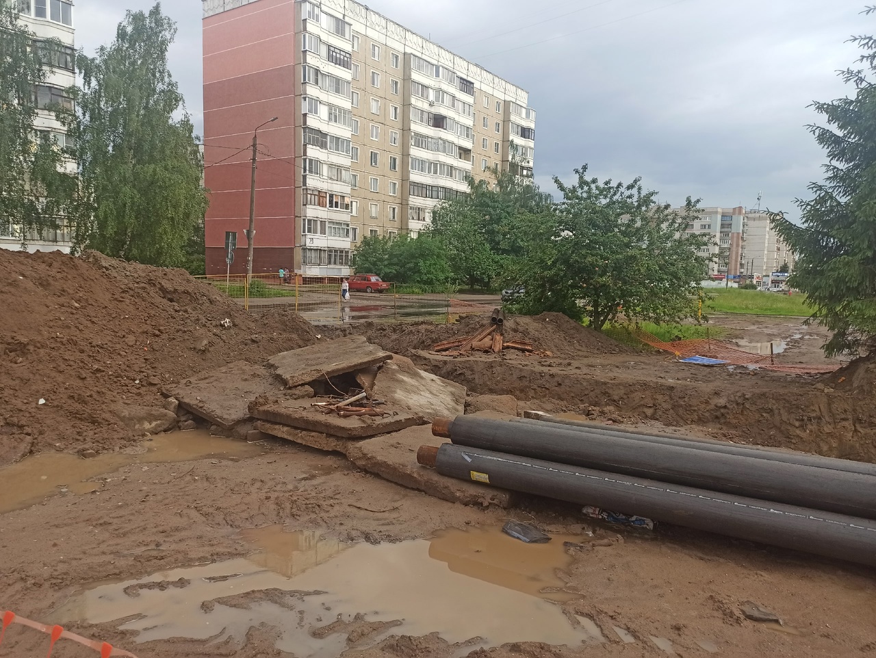 Разгребаем: в Костроме продолжается ремонт труб
