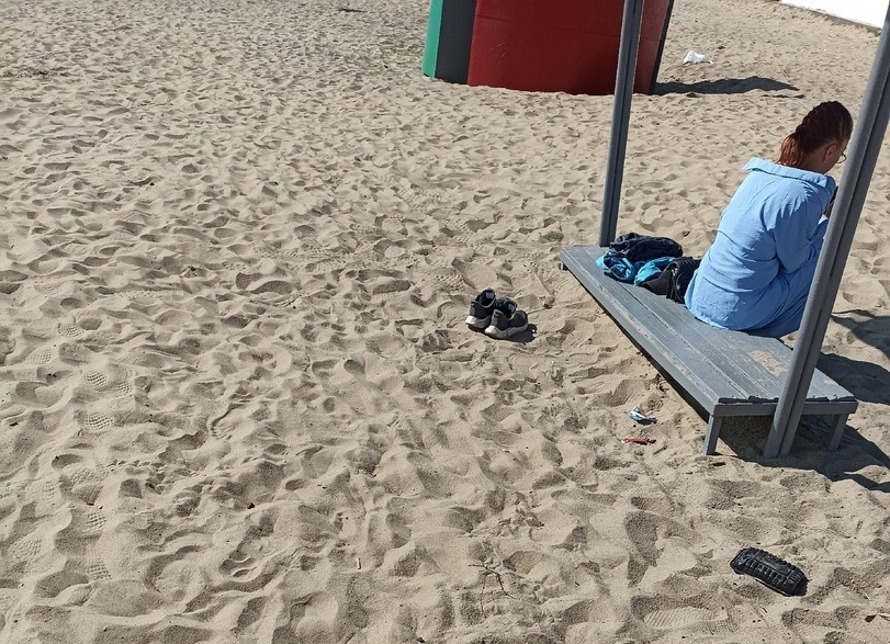Костромской пляж ужаснул жителей лежащими на песке трупами
