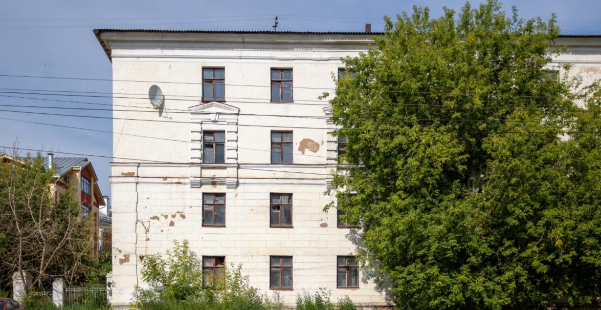 Общежитие в центре Костромы полыхает каждую неделю