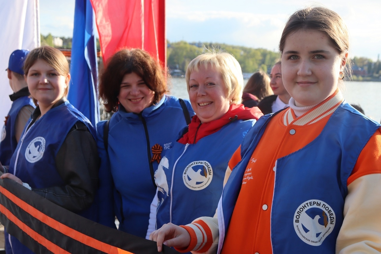 Команда волонтеров из Костромы поедет на военно-морской парад в северную столицу