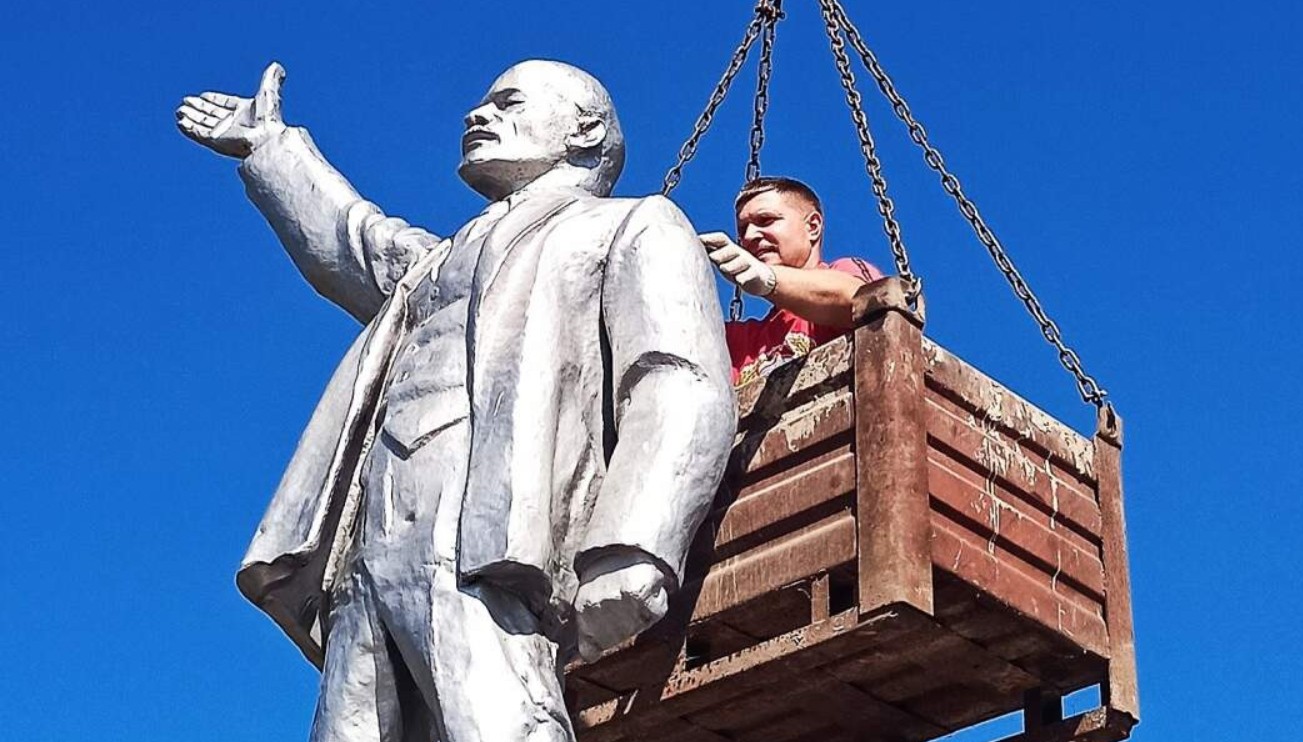В костромском райцентре отреставрировали памятник Ленину