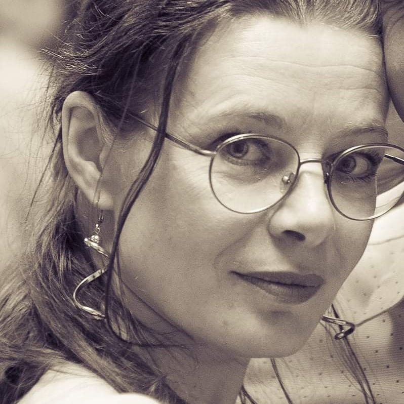 Скоропостижно скончалась известная костромская журналистка