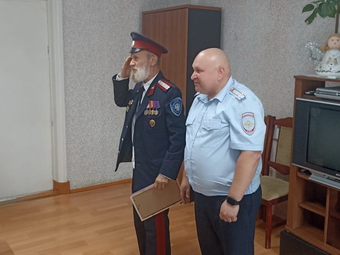 Костромских дружинников наградили за помощь полиции