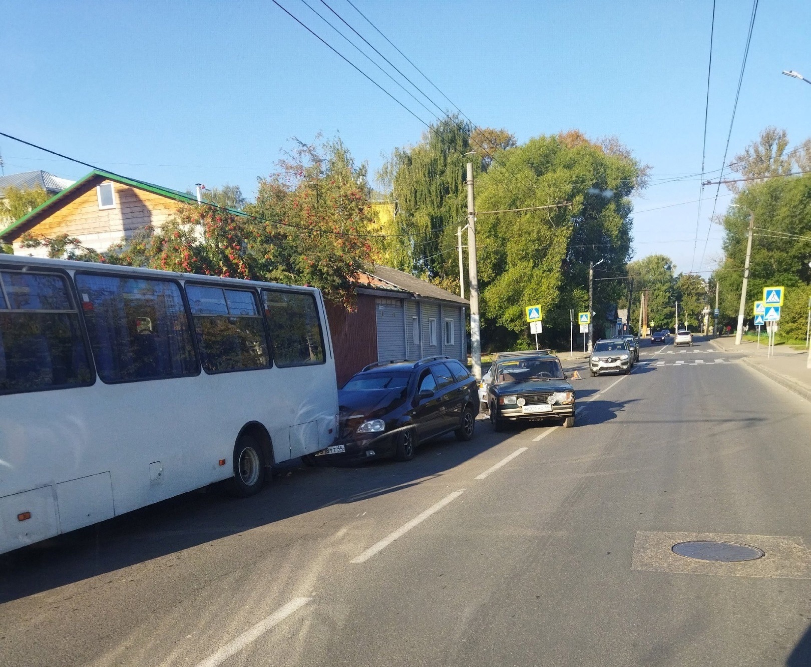 В Костроме попал в жёсткое ДТП автобус городского маршрута