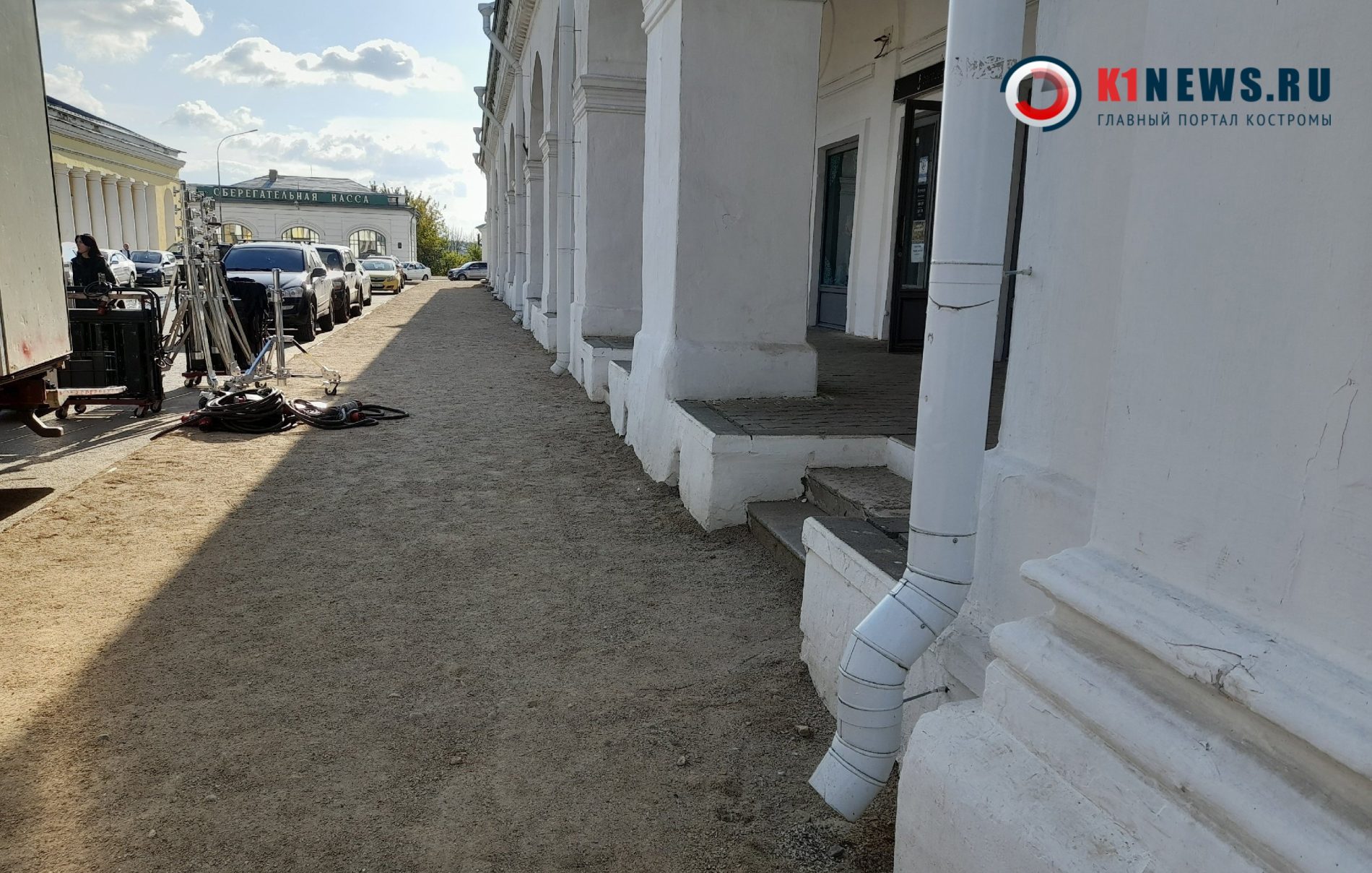 В Костроме «выпал» песок у архитектурного памятника