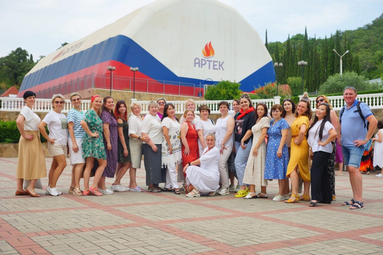 Педагог из Костромы дала старт учительской смене в "Артеке"