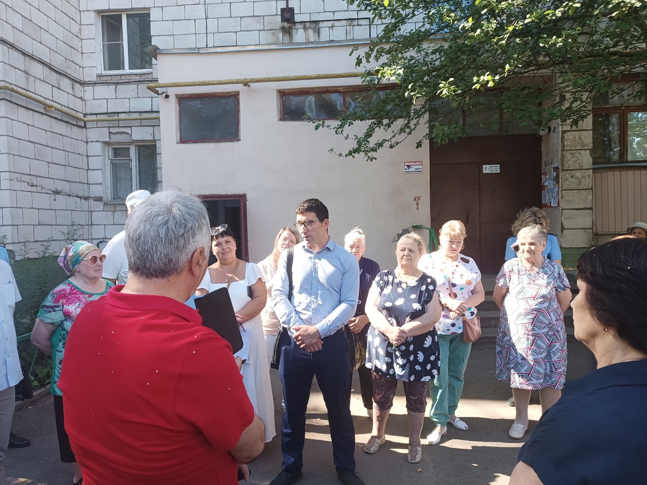Проблемой отсутствия горячей воды в домах Костромы занялась прокуратура