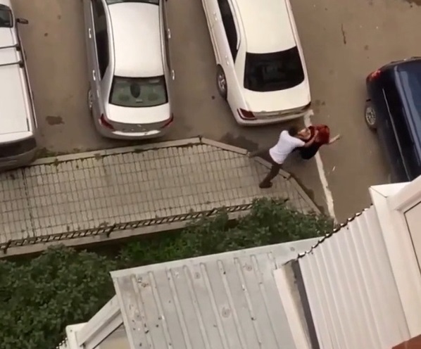 Избиение женщины в Костроме попало на видео