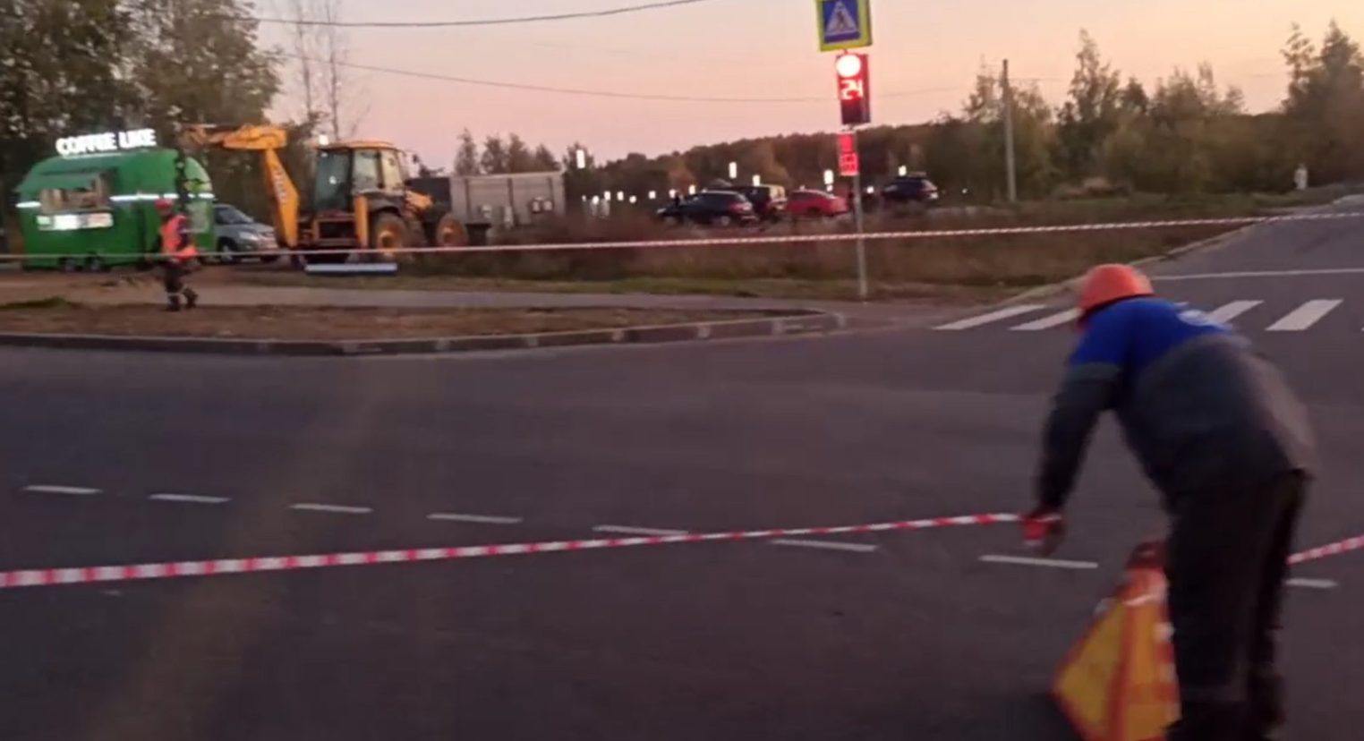 Парк Победы в Костроме оцепили оперативные службы. Видео