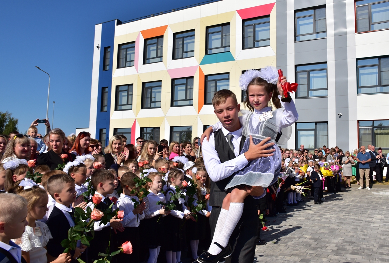 В костромском посёлке Волжский открылся образовательный центр на 800 детей