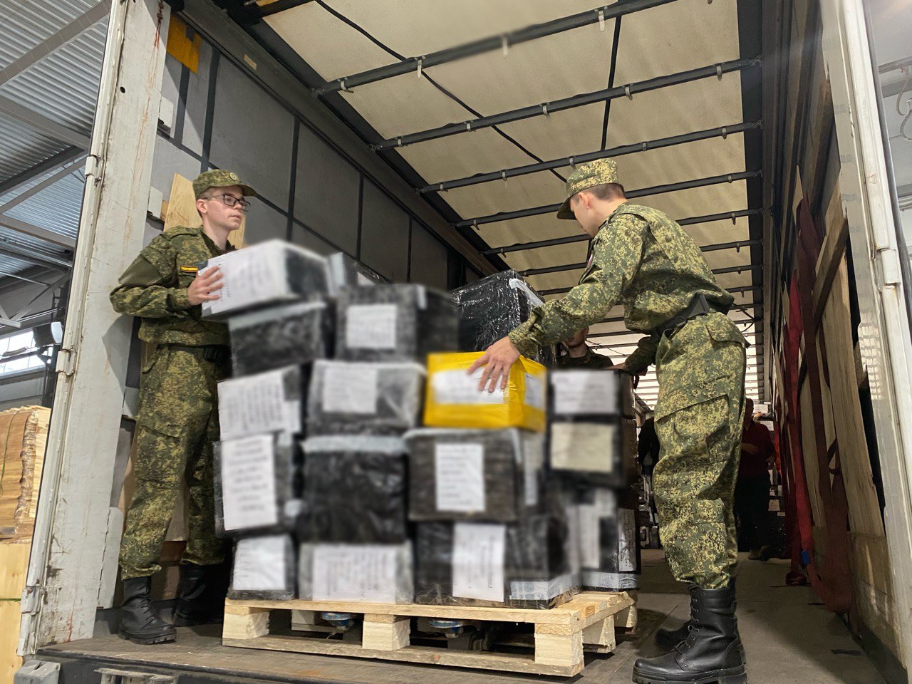 В зону проведения СВО костромичи отправили 15 тонн помощи для военнослужащих
