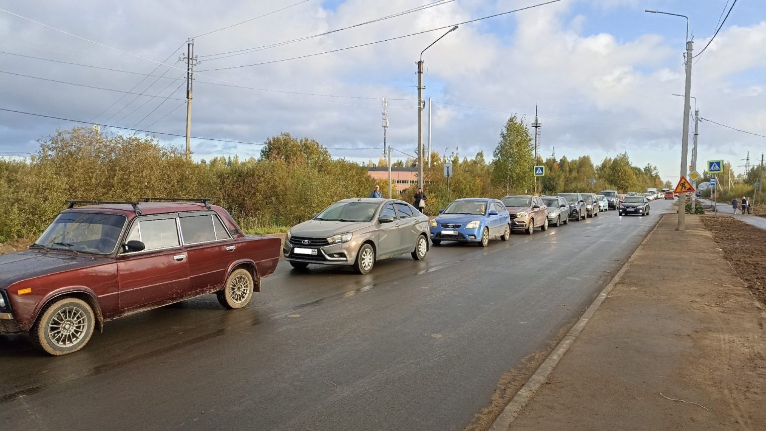 Водители недовольны новой схемой движения в поселке Волжском в Костроме