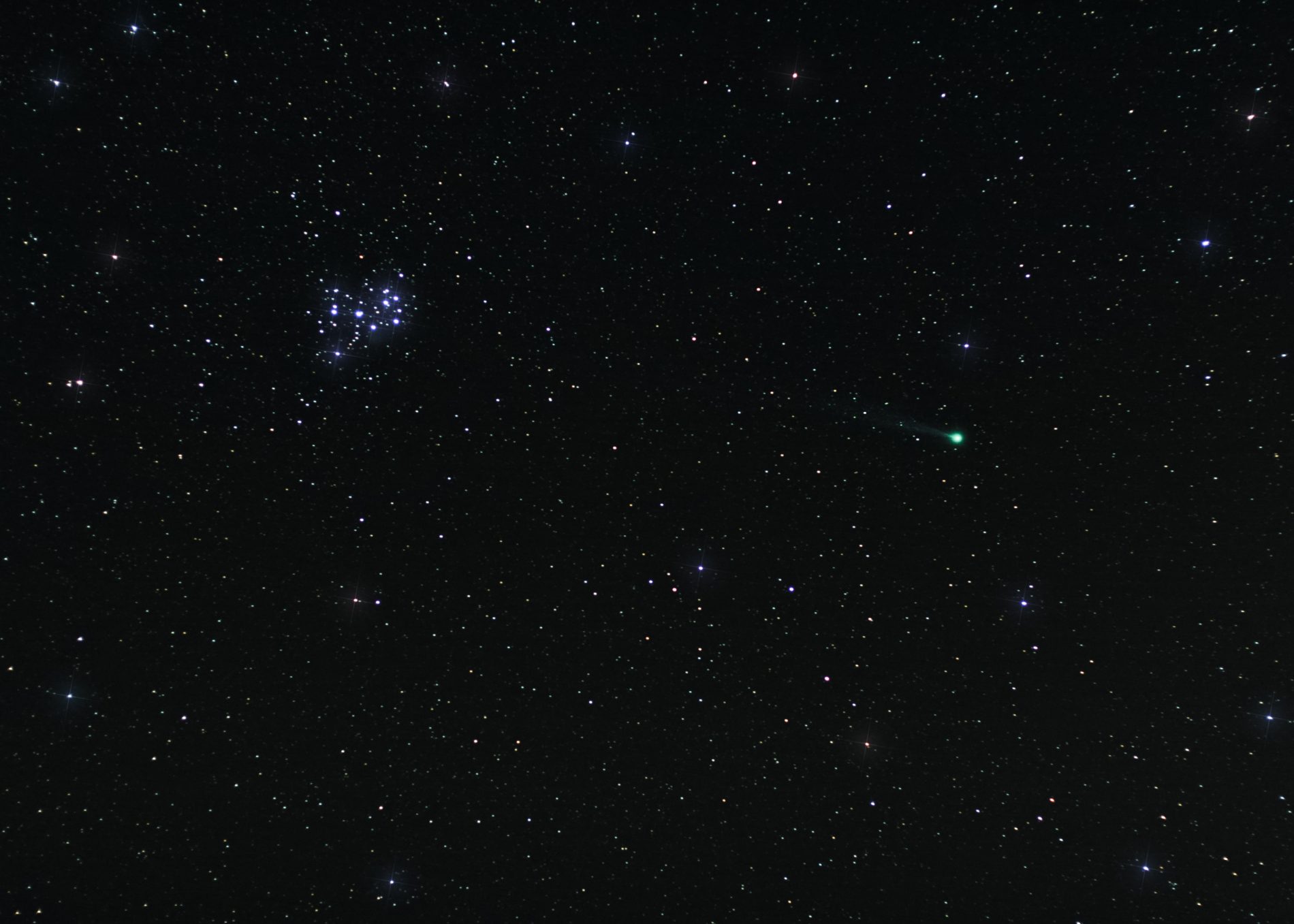 Пролетающую раз в 437 лет комету смогут увидеть жители Костромской области