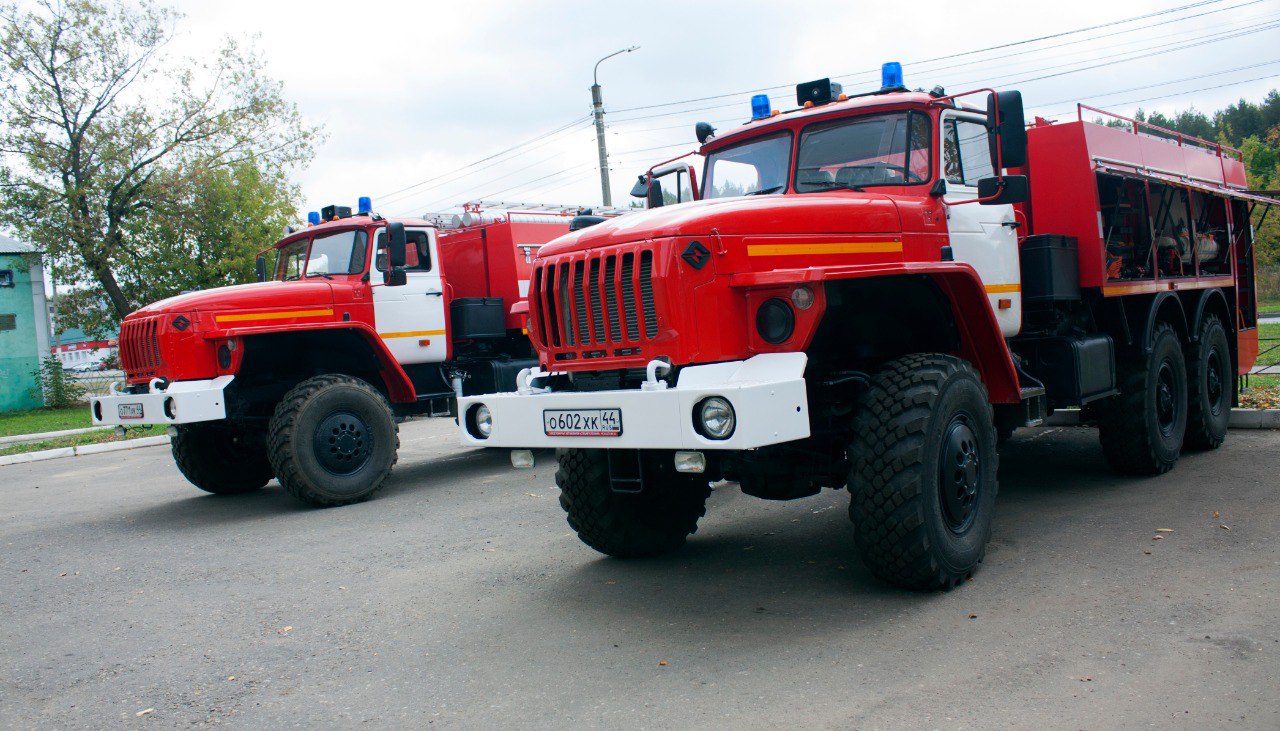 Новая пожарная техника поступила на вооружение костромских огнеборцев