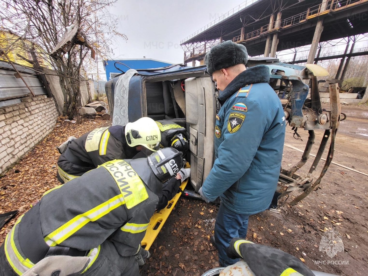 Костромские спасатели вытащили с того света пострадавших в ДТП