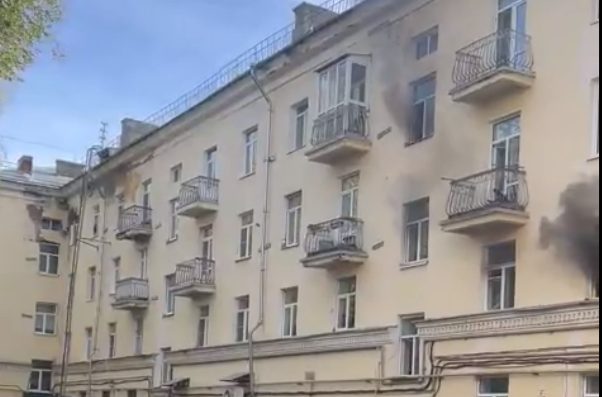 Людей эвакуировали из четырехэтажки в Костромы