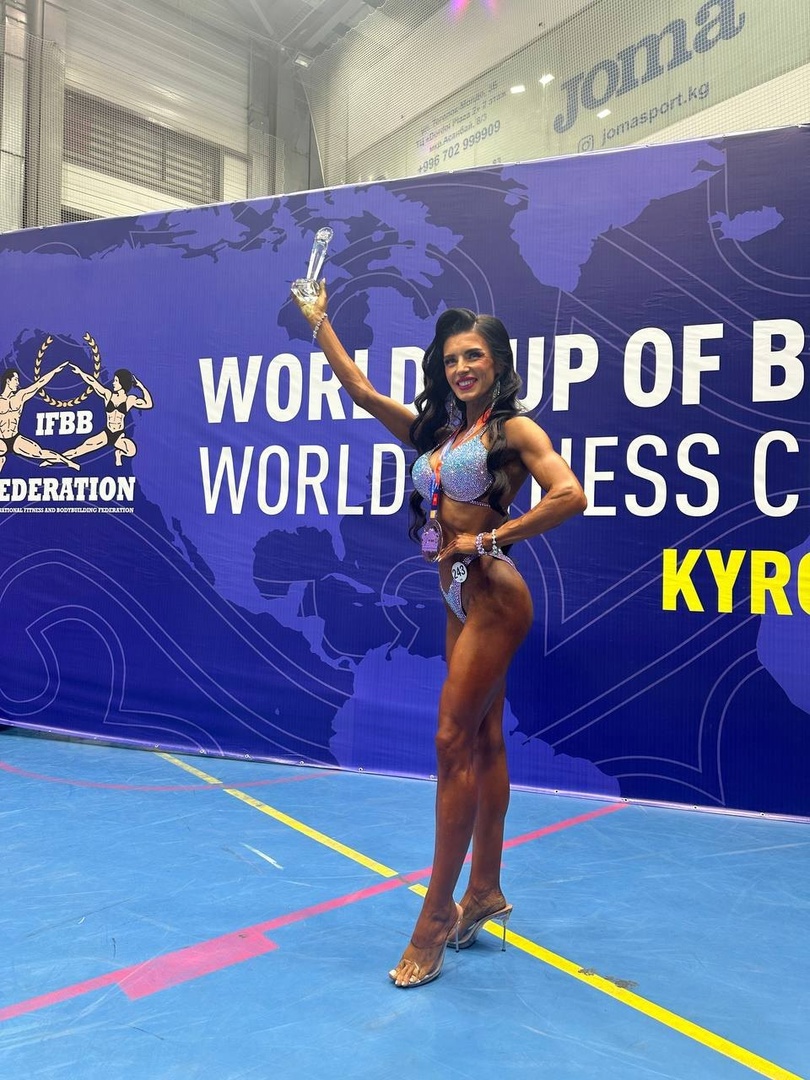 Костромичка с роскошным телом потрясла жюри Кубка мира по бодибилдингу